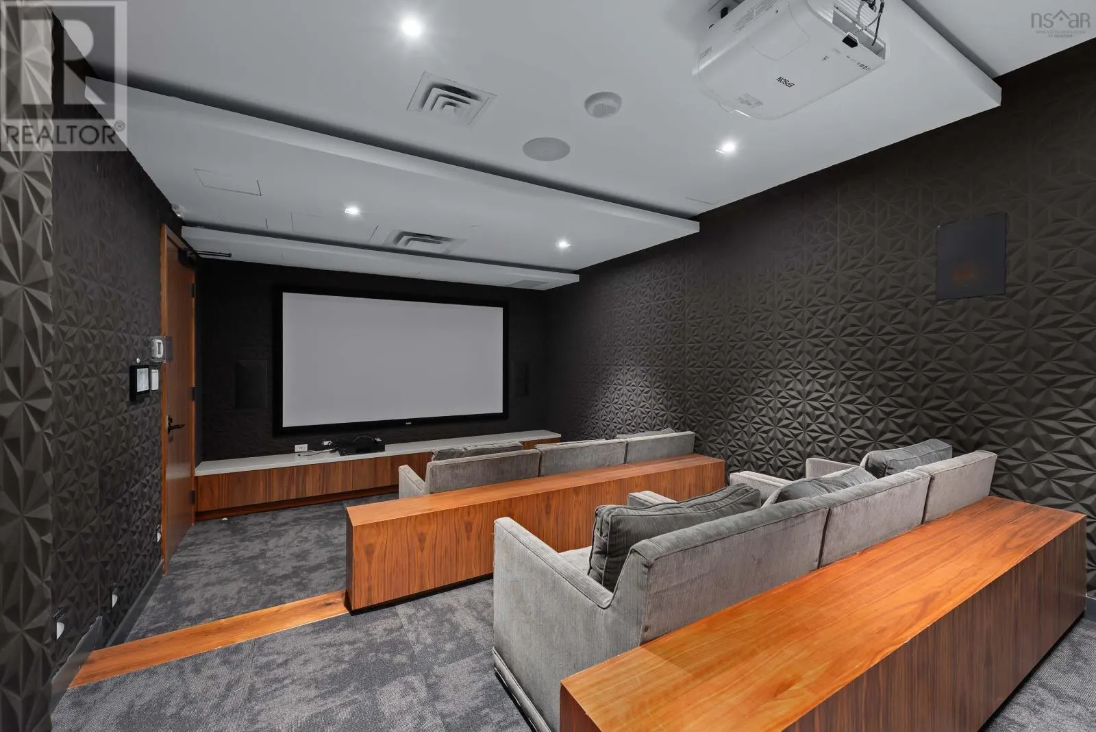 1006 1650 Granville Street