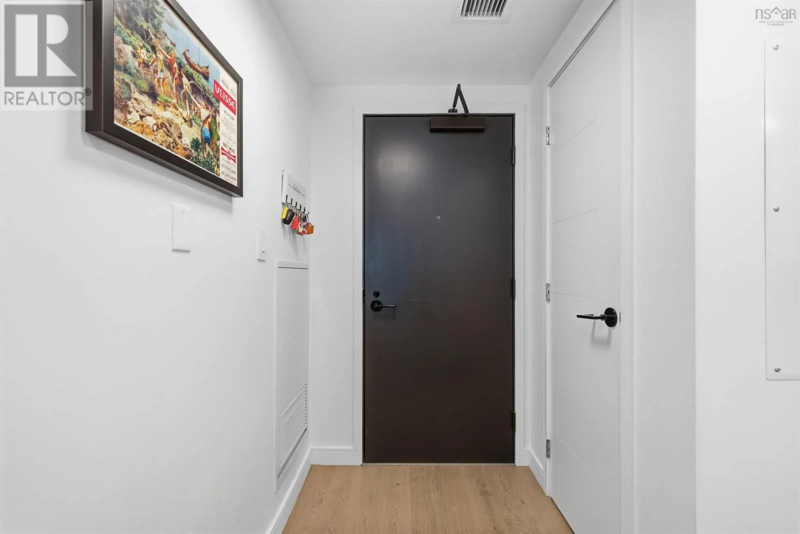 1009 1650 Granville Street