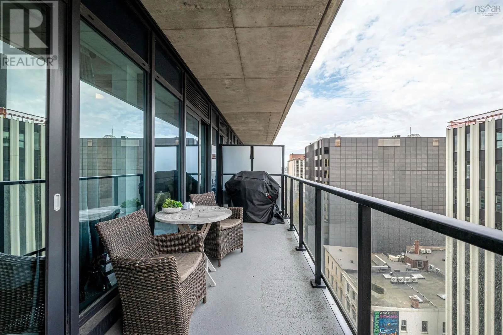 1009 1650 Granville Street