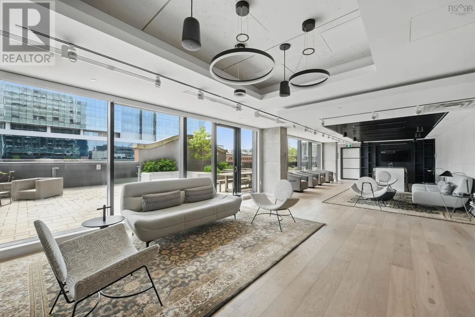 1009 1650 Granville Street