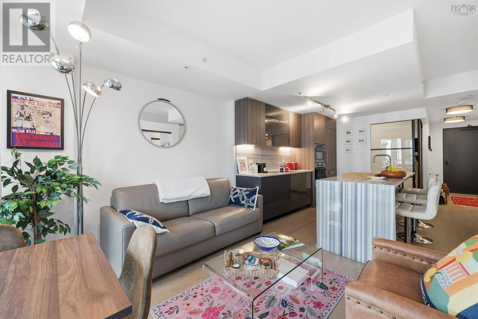 1009 1650 Granville Street