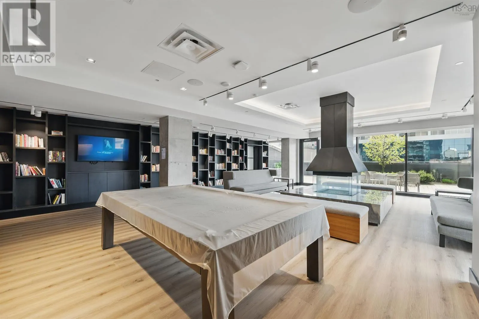 1009 1650 Granville Street