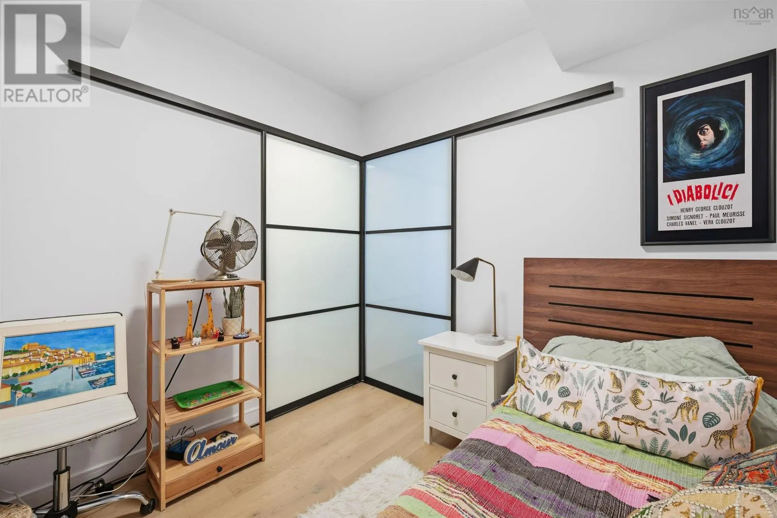 1009 1650 Granville Street