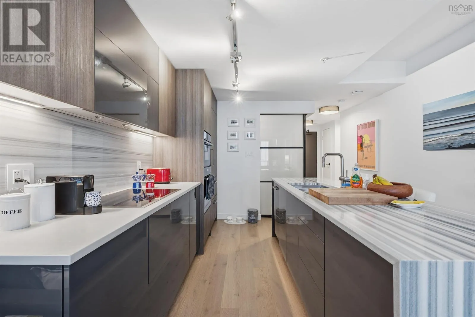 1009 1650 Granville Street