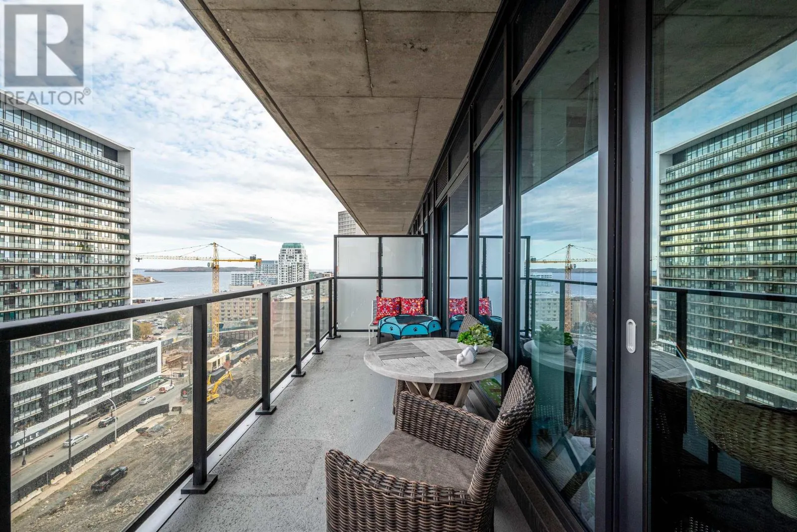 1009 1650 Granville Street