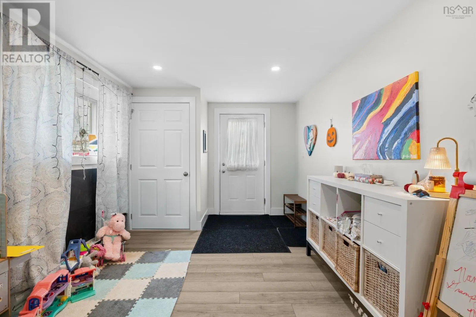 97 Amaranth Crescent