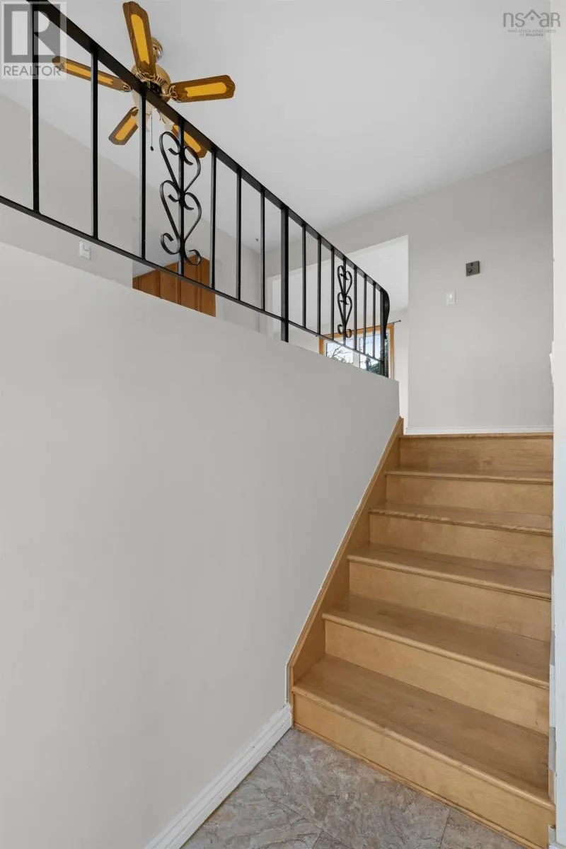 97 Amaranth Crescent