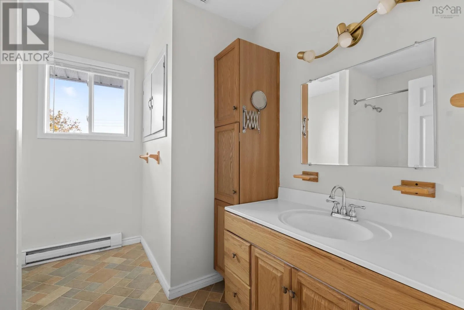 97 Amaranth Crescent