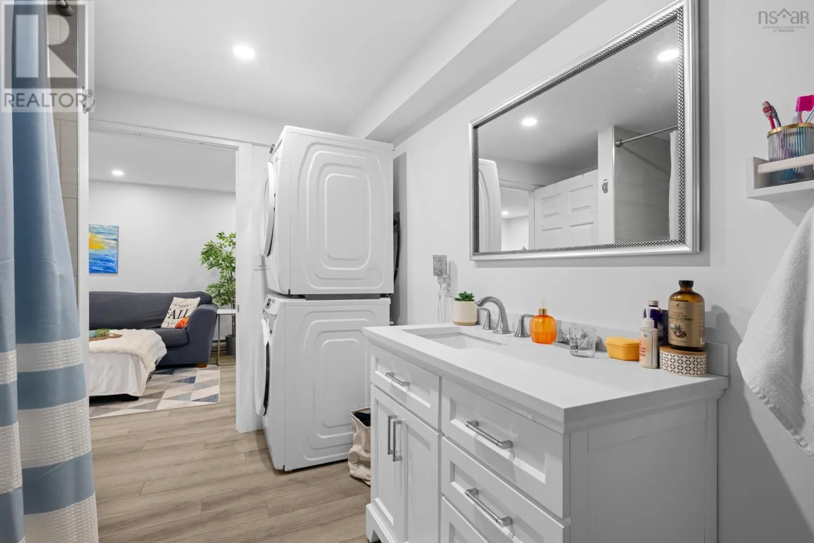 97 Amaranth Crescent