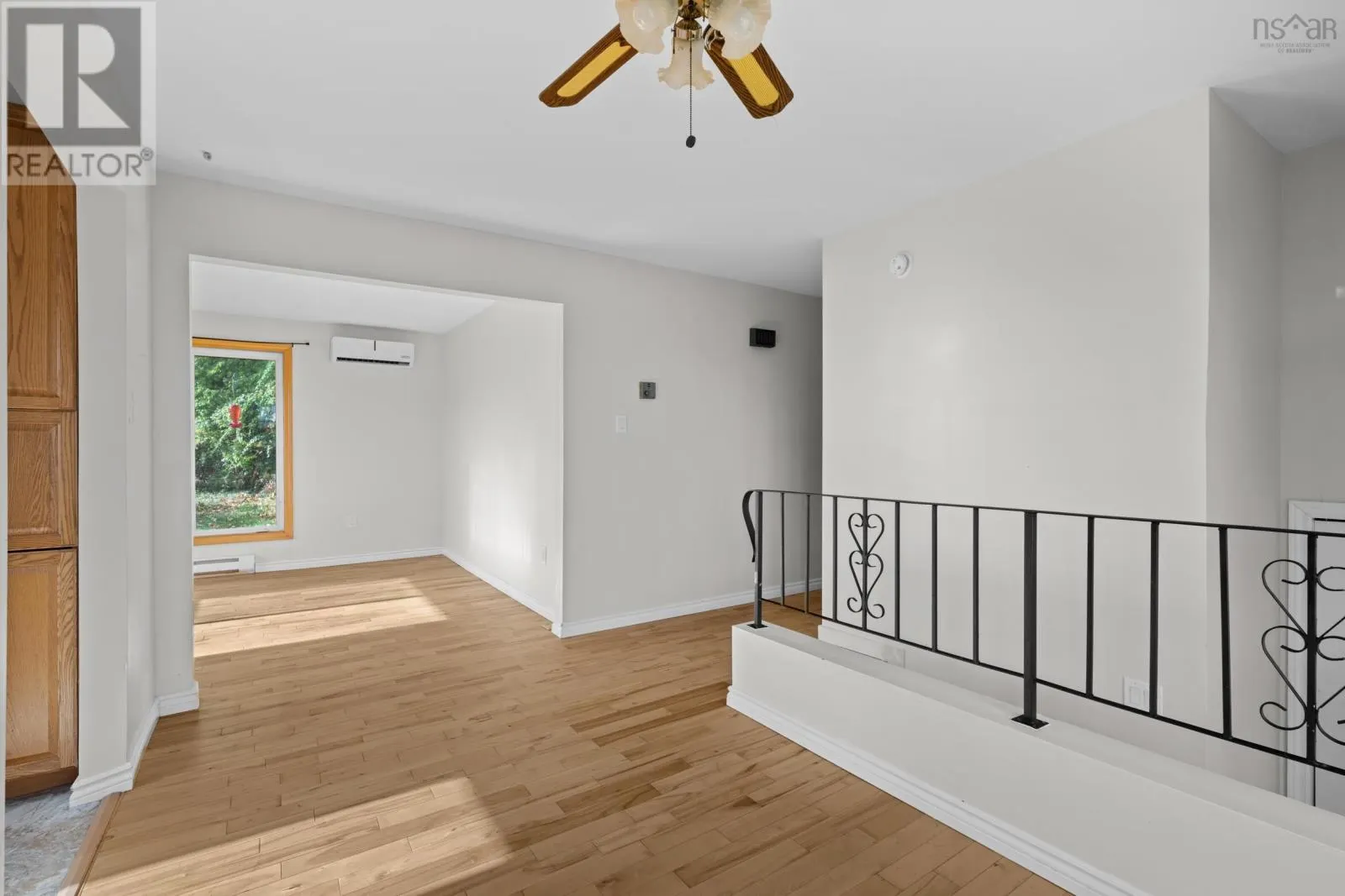 97 Amaranth Crescent