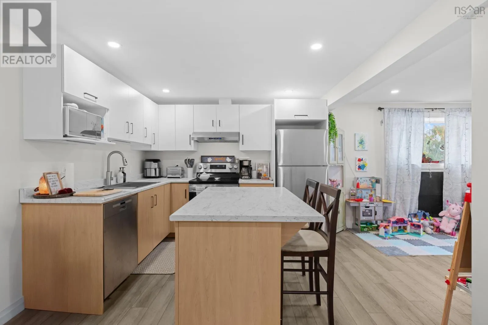 97 Amaranth Crescent