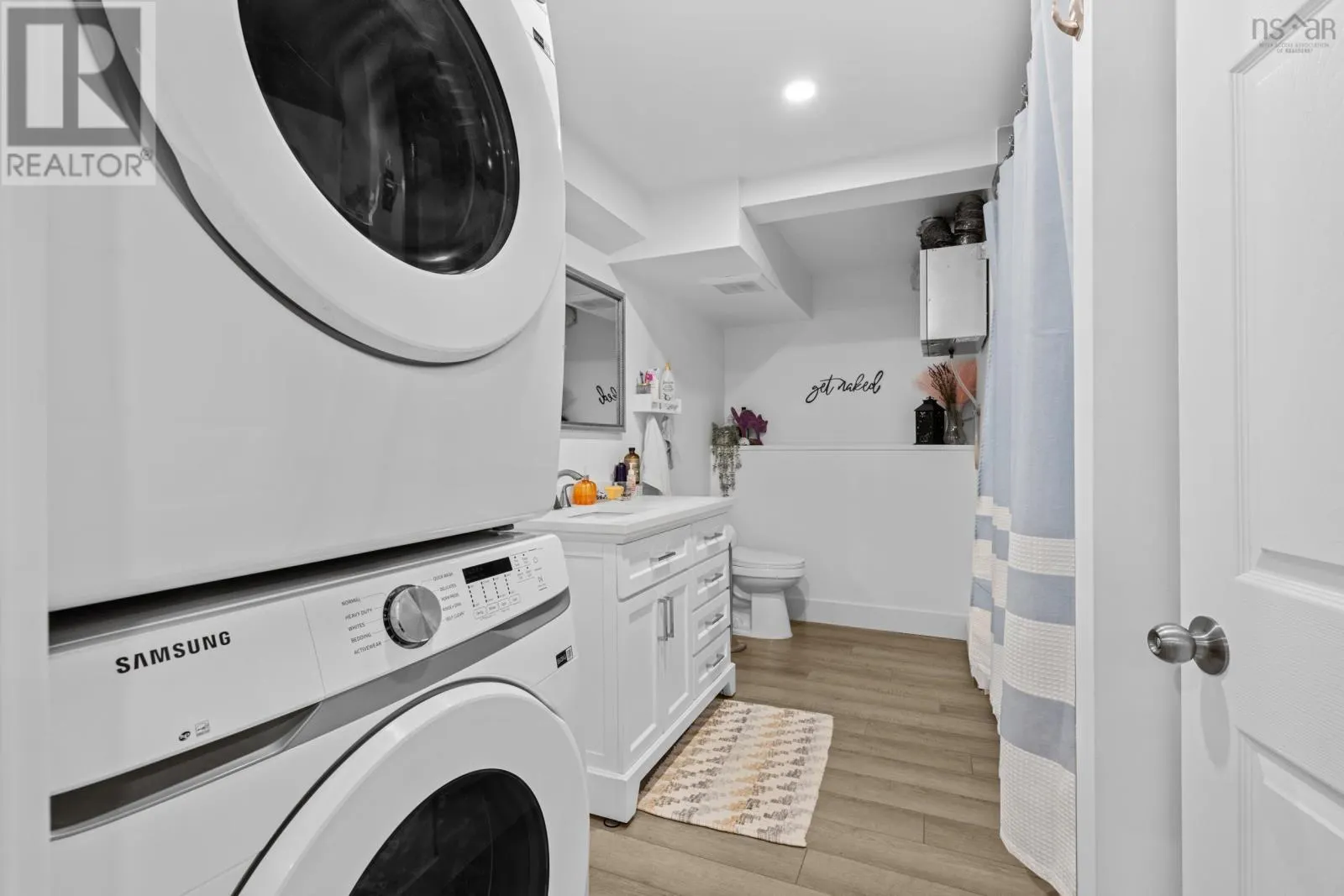 97 Amaranth Crescent