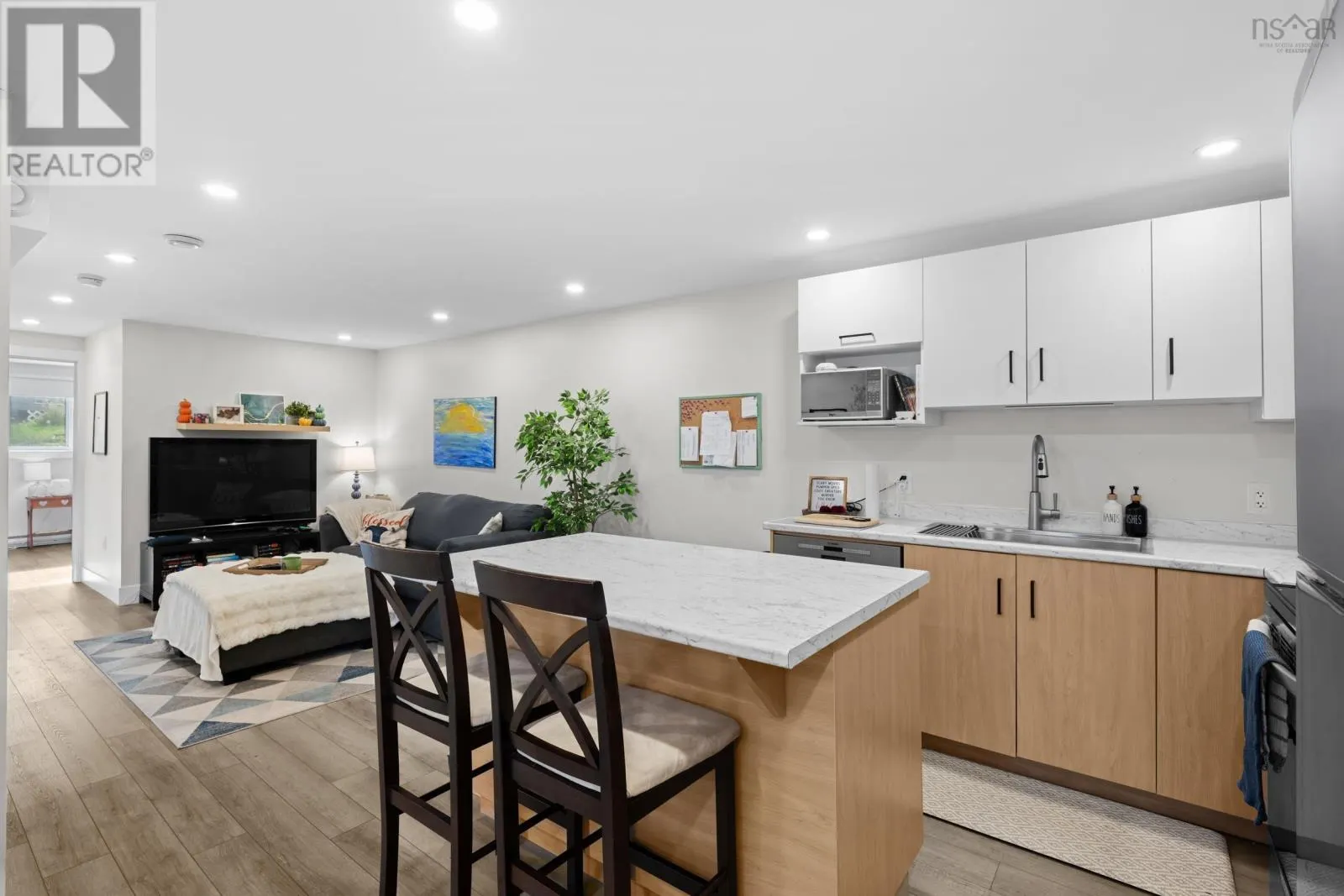 97 Amaranth Crescent