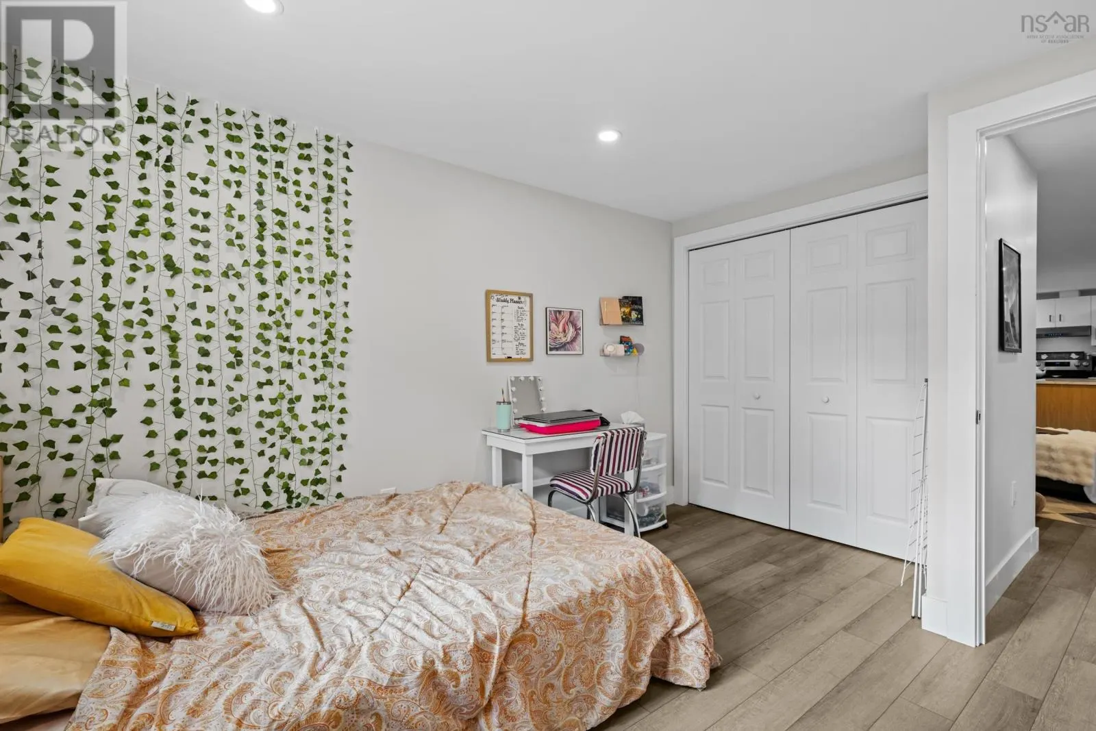 97 Amaranth Crescent