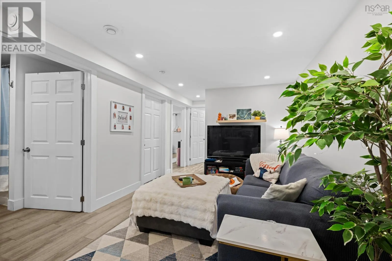 97 Amaranth Crescent