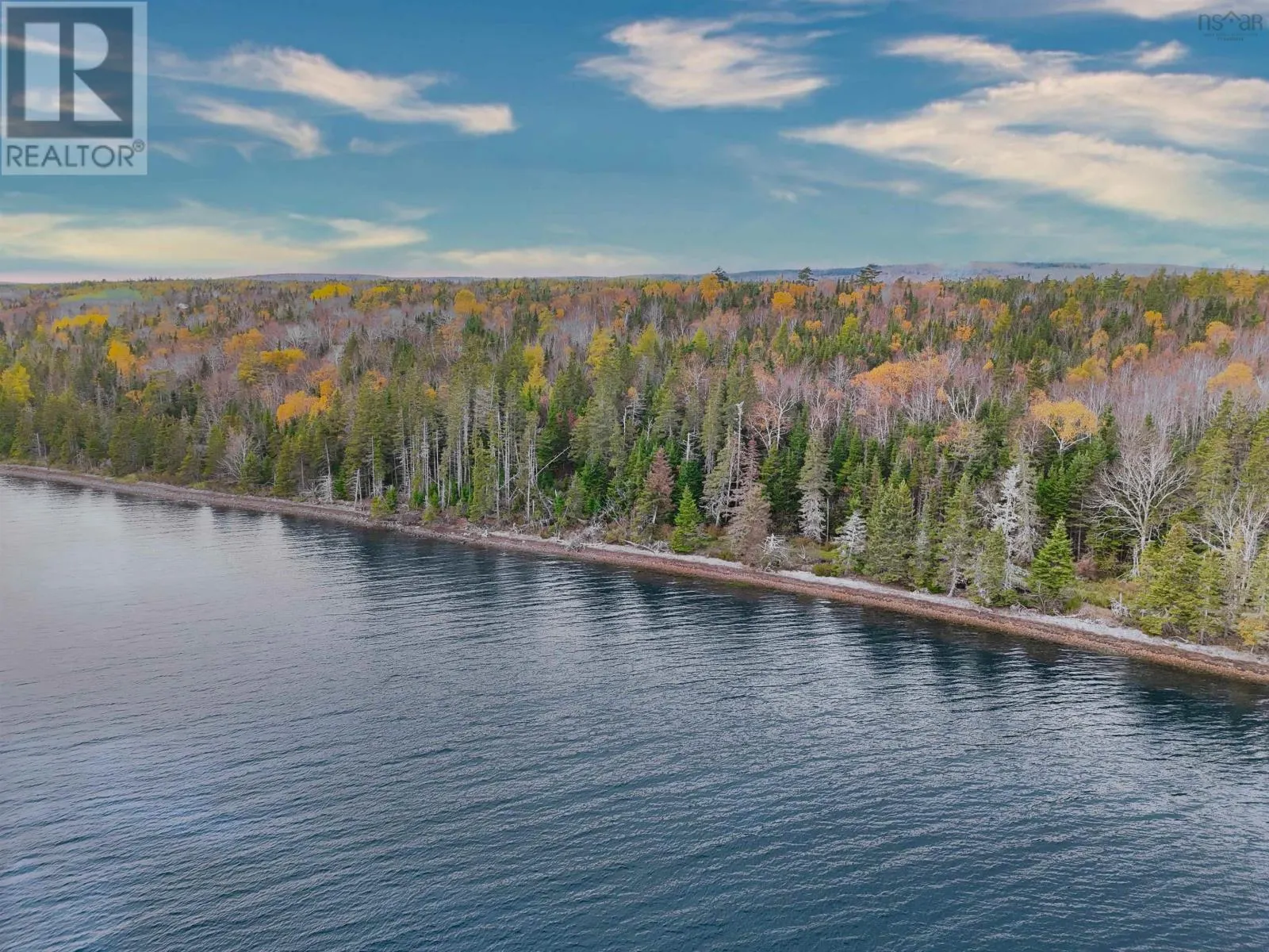 Lot 4 Mackenzie Point Road S