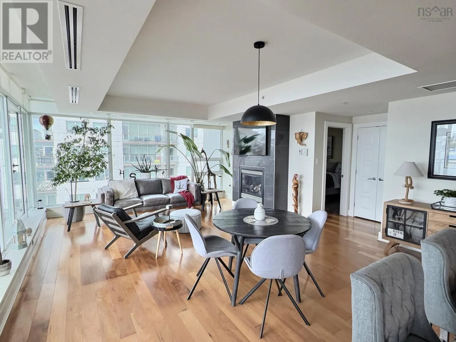 706 31 Kings Wharf Place