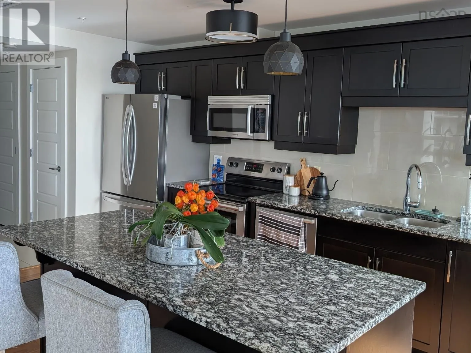 706 31 Kings Wharf Place