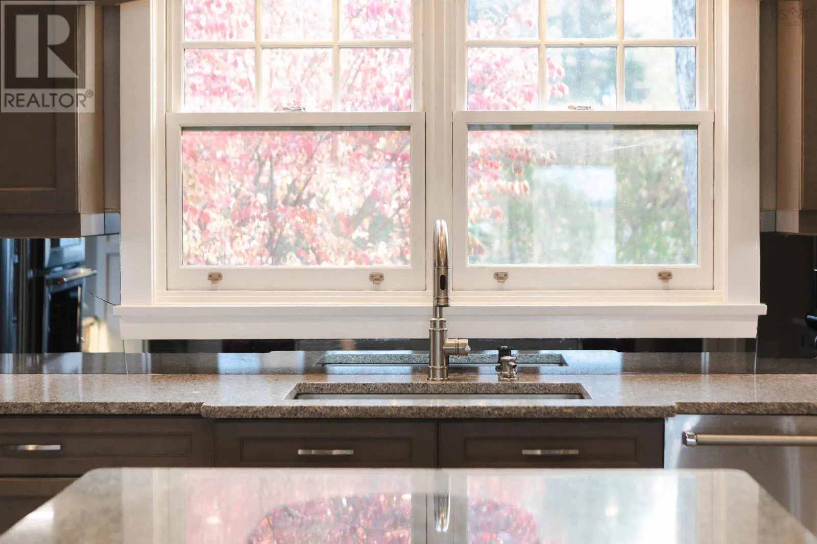 10680 Peggys Cove Road