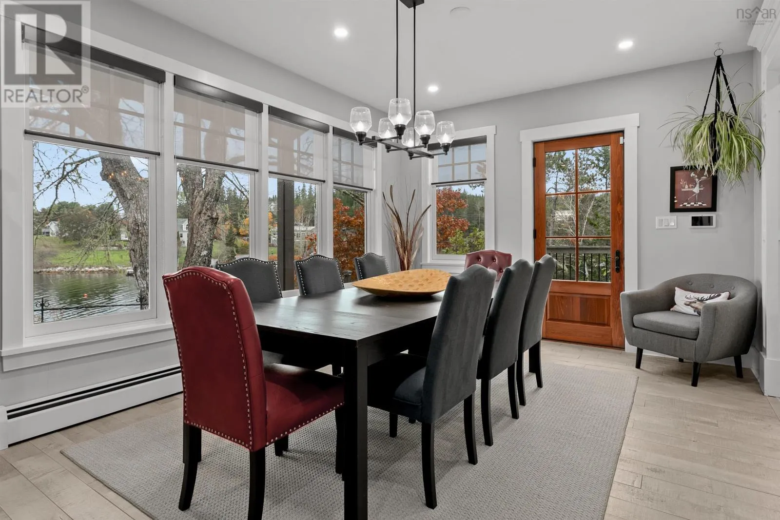 10680 Peggys Cove Road