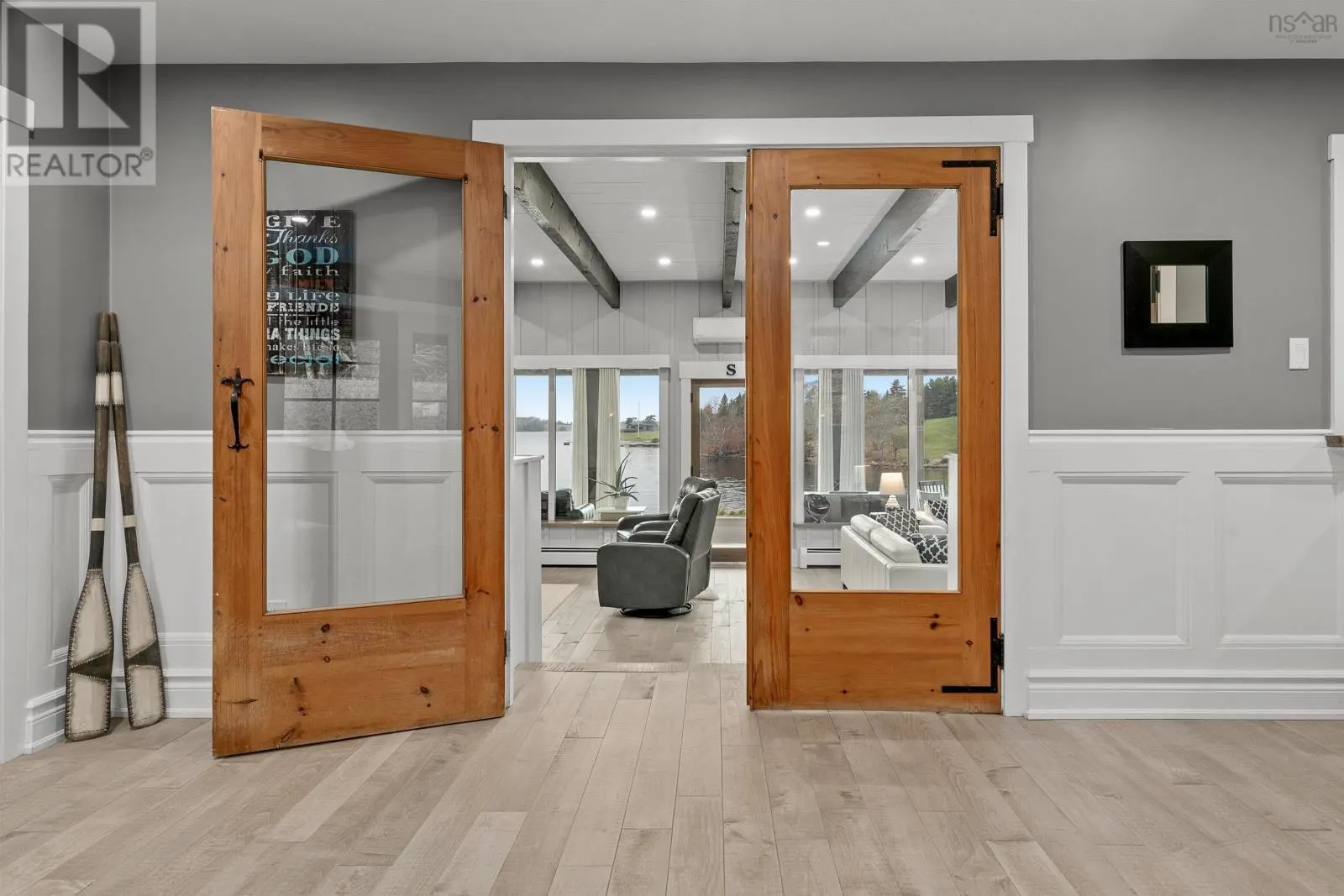 10680 Peggys Cove Road