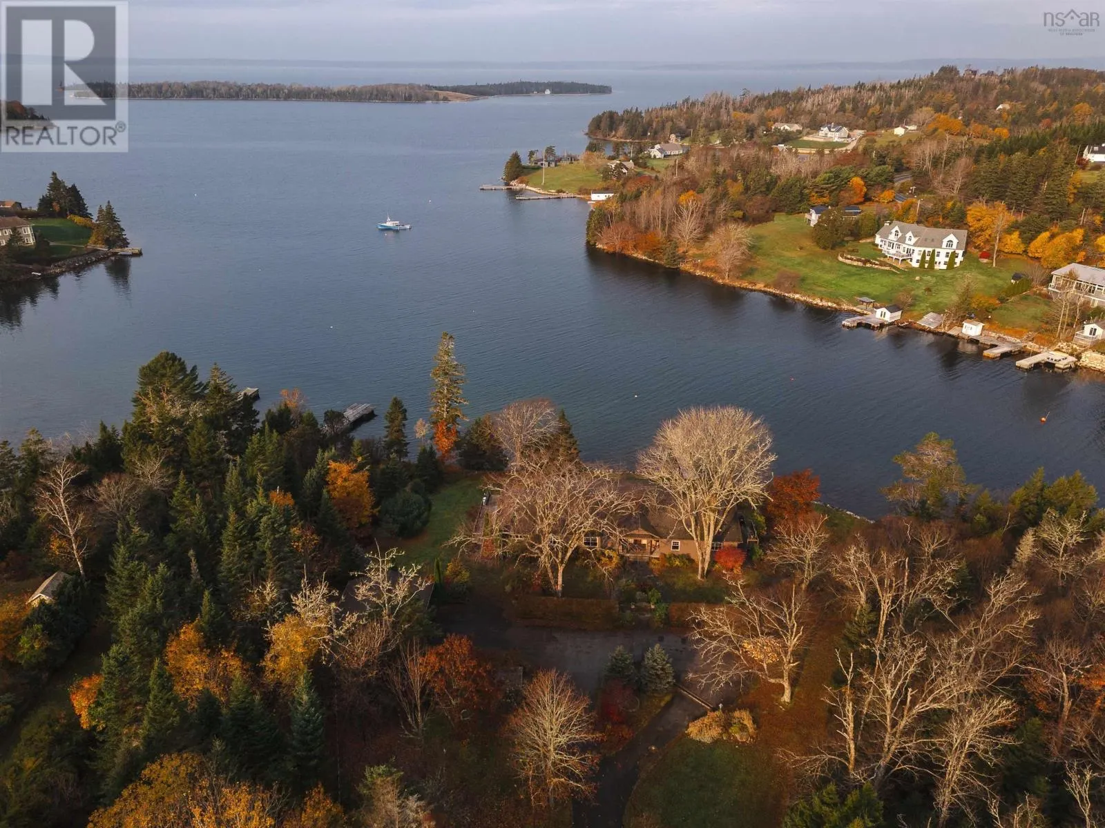 10680 Peggys Cove Road