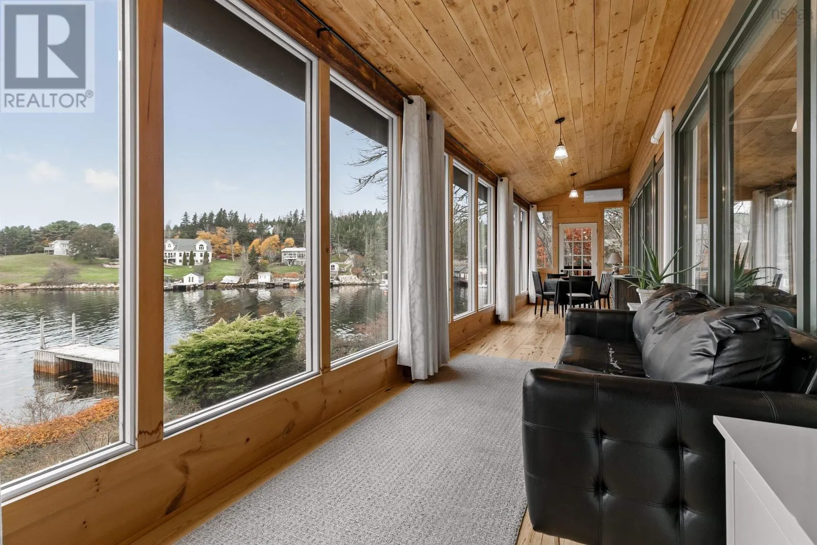 10680 Peggys Cove Road