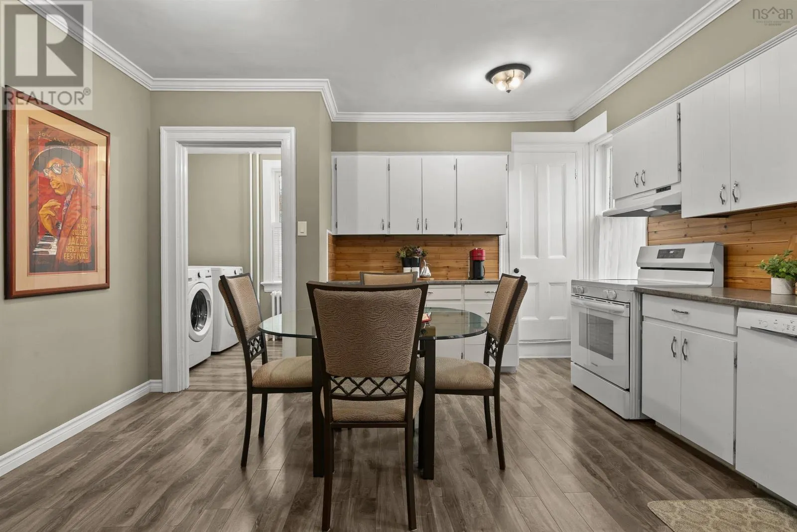 202 Washington Street