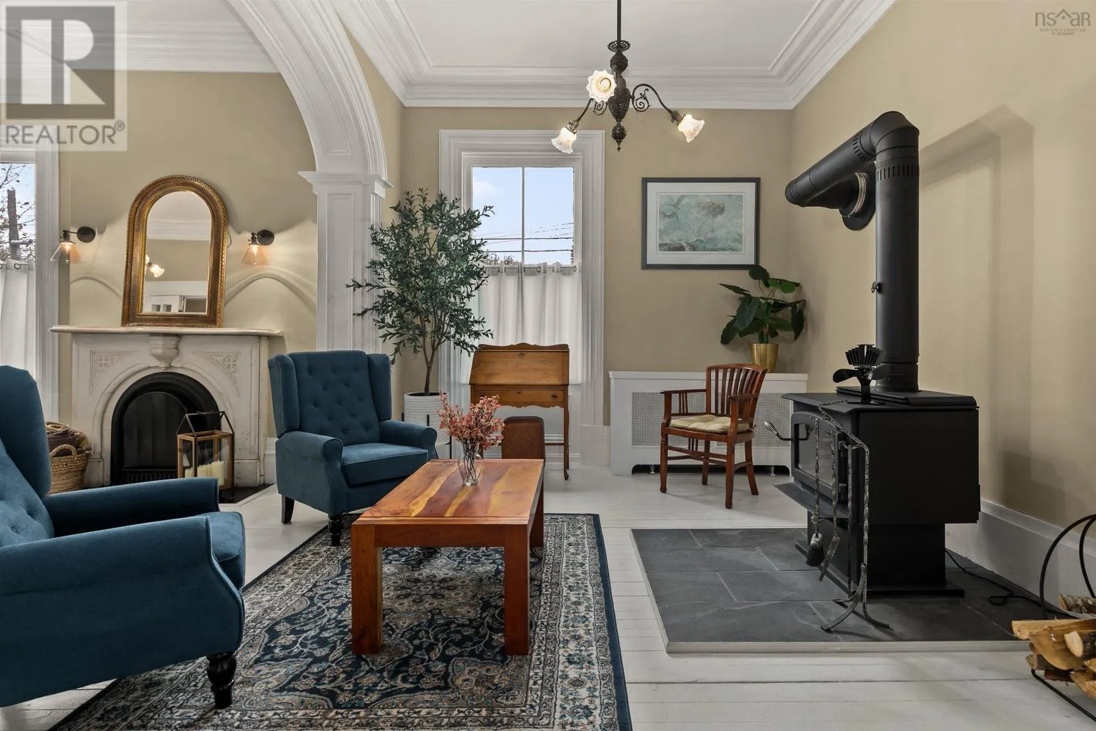 202 Washington Street