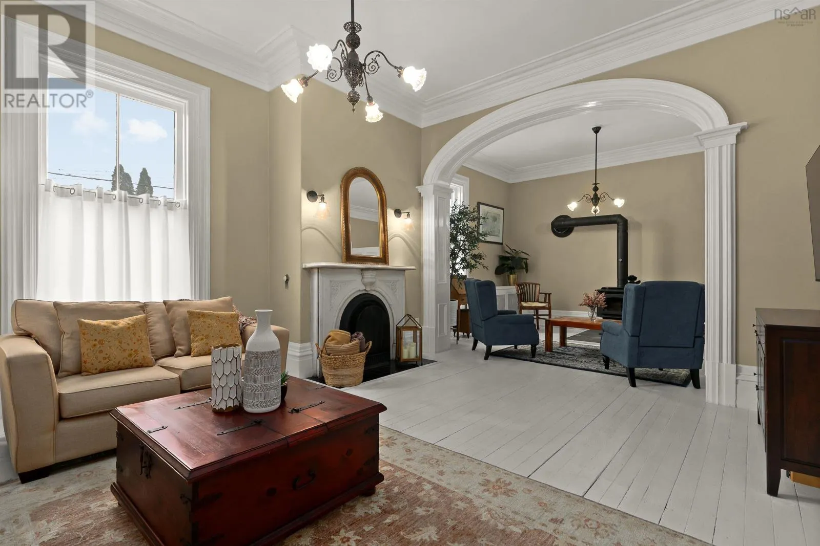 202 Washington Street