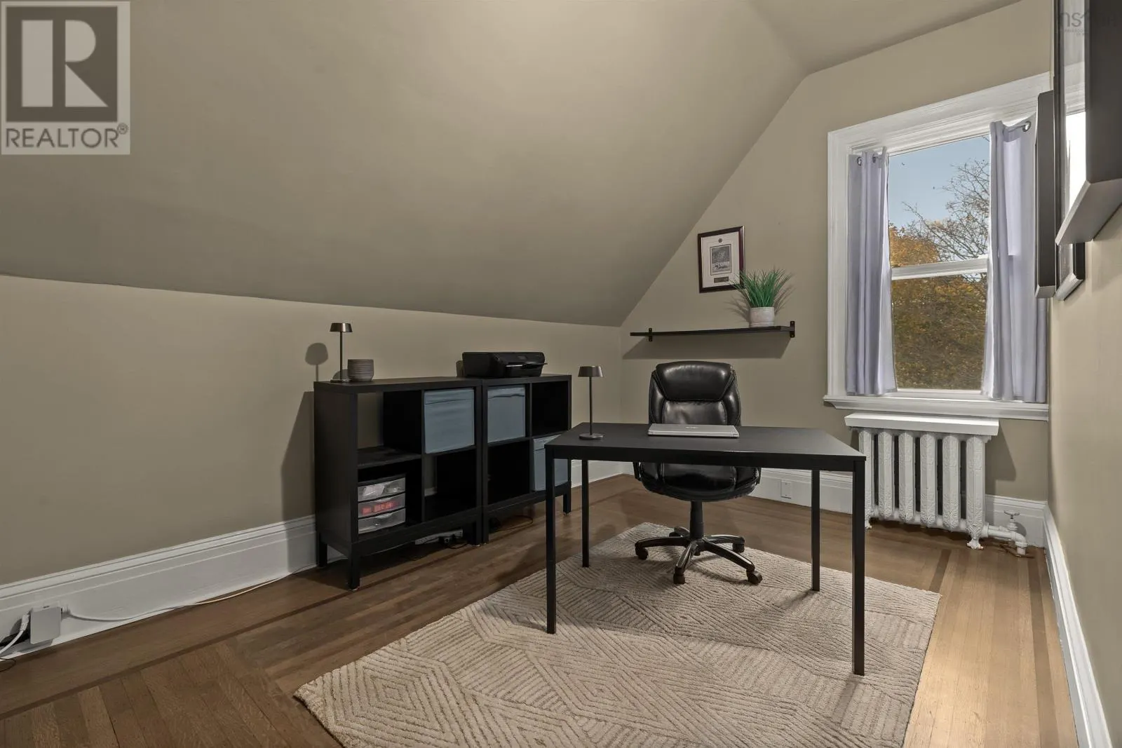 202 Washington Street