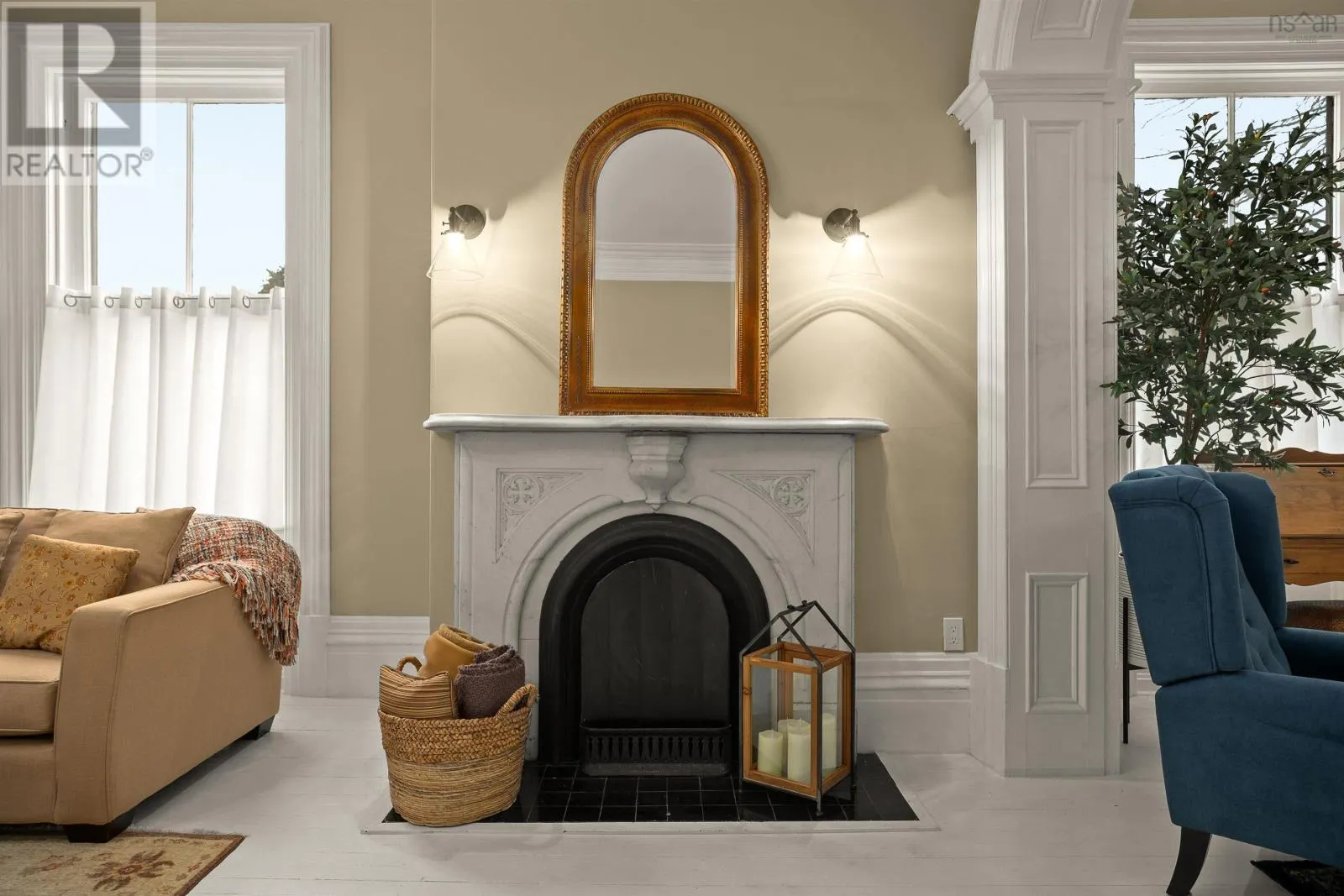 202 Washington Street