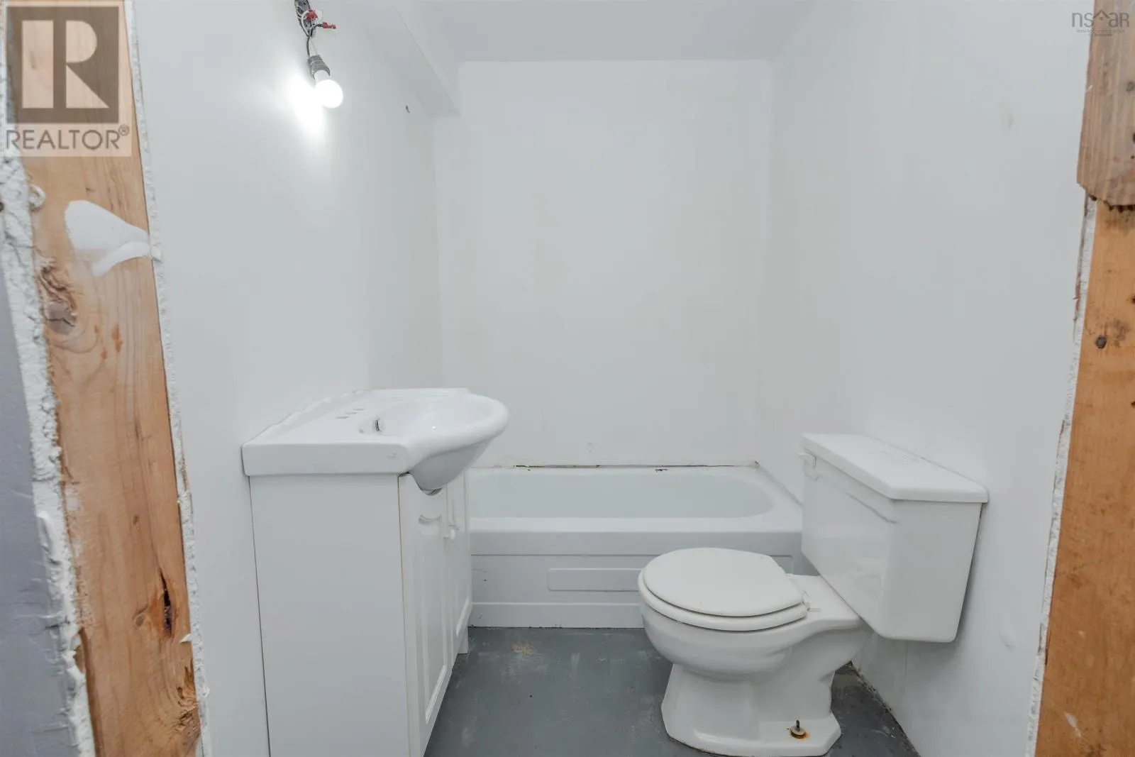 4327 Louisbourg Highway