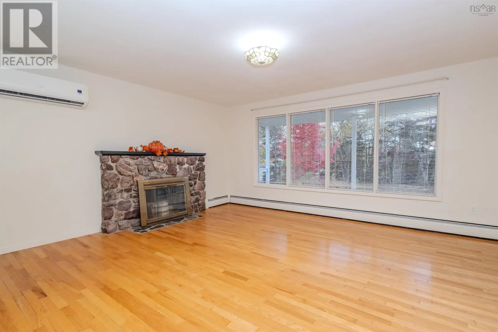 4327 Louisbourg Highway