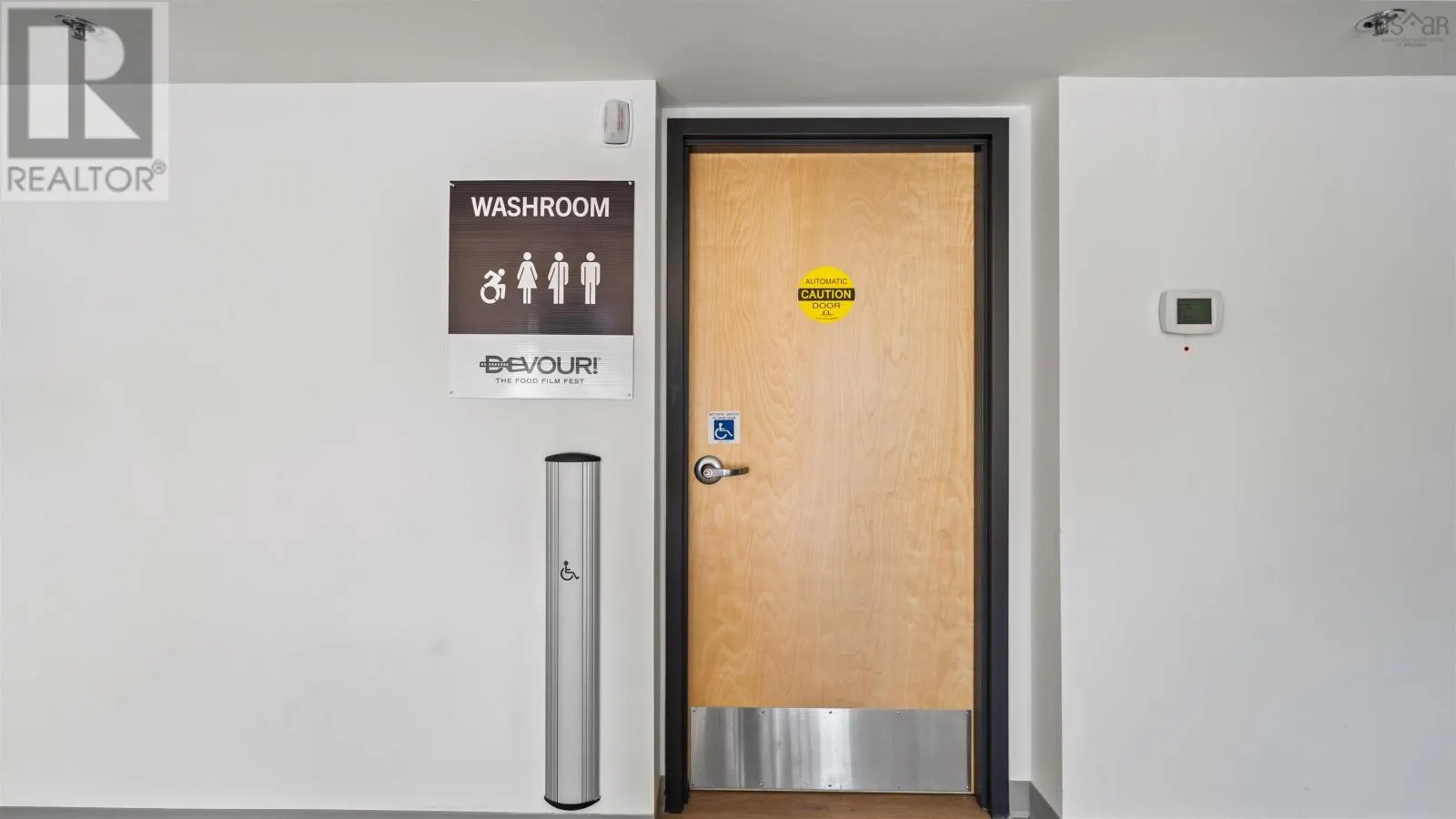 Retail Unit 1 360 Main Street