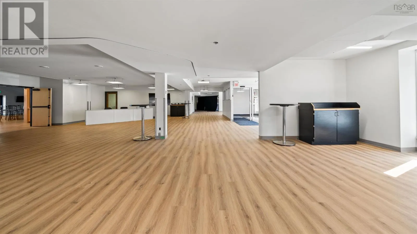 Retail Unit 1 360 Main Street