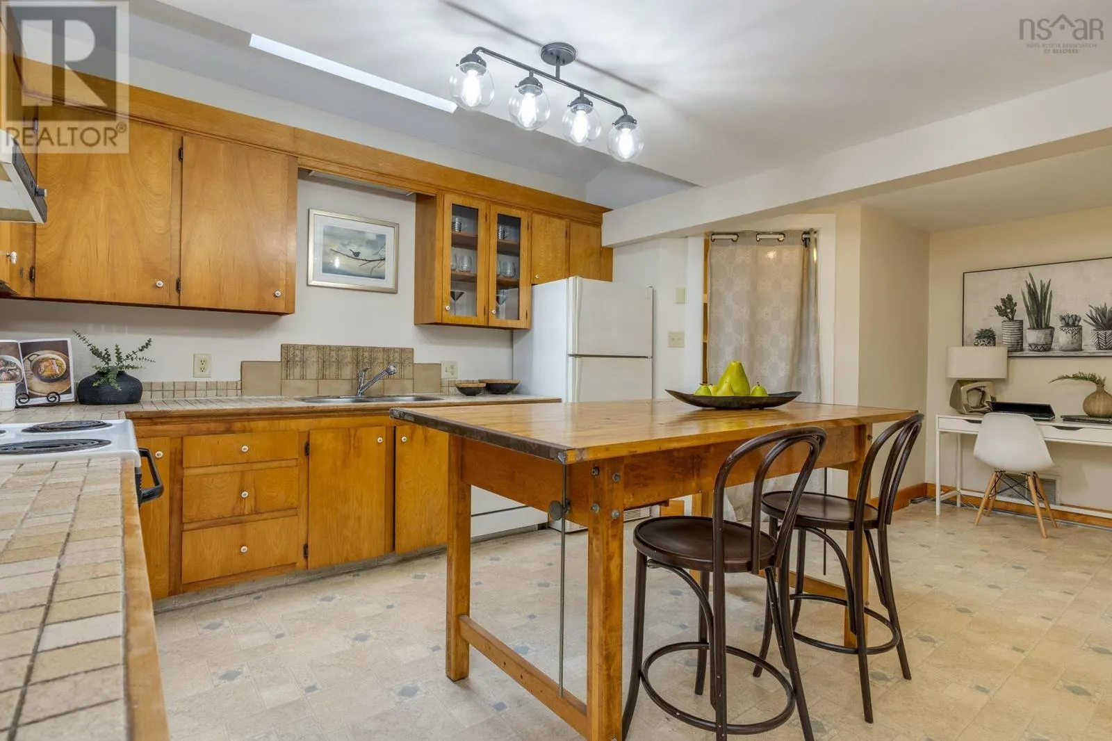 567 Indian Point Road