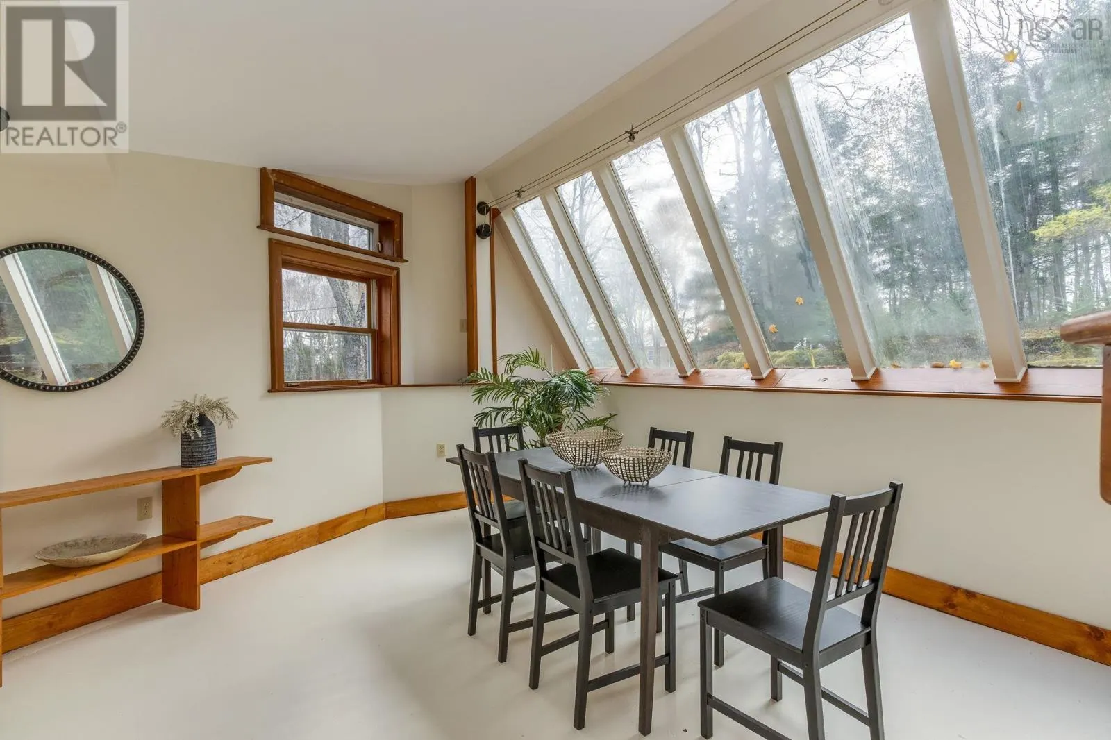 567 Indian Point Road