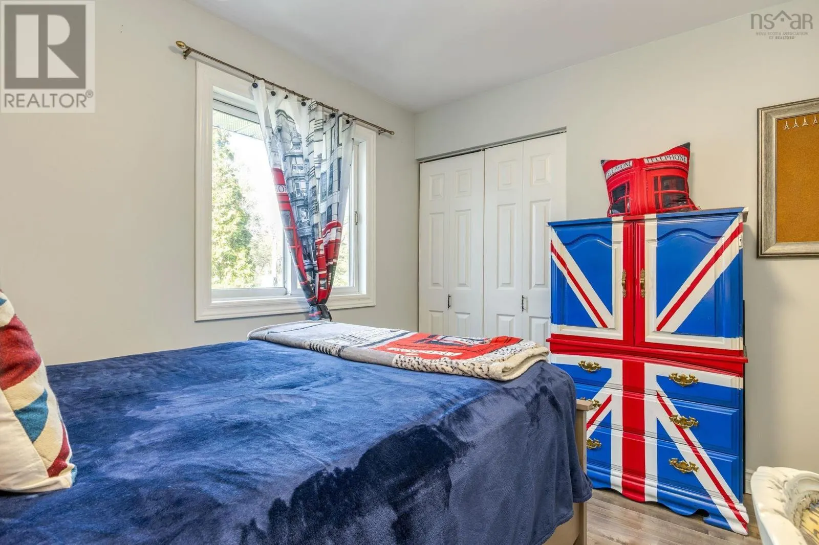 7 Lake Charles Drive