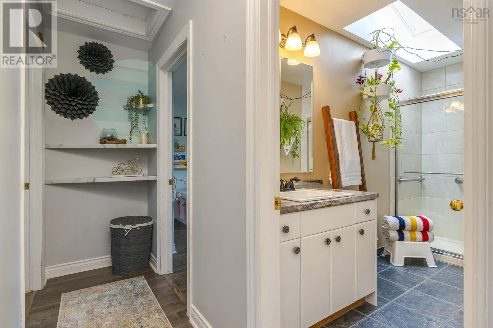 7 Lake Charles Drive