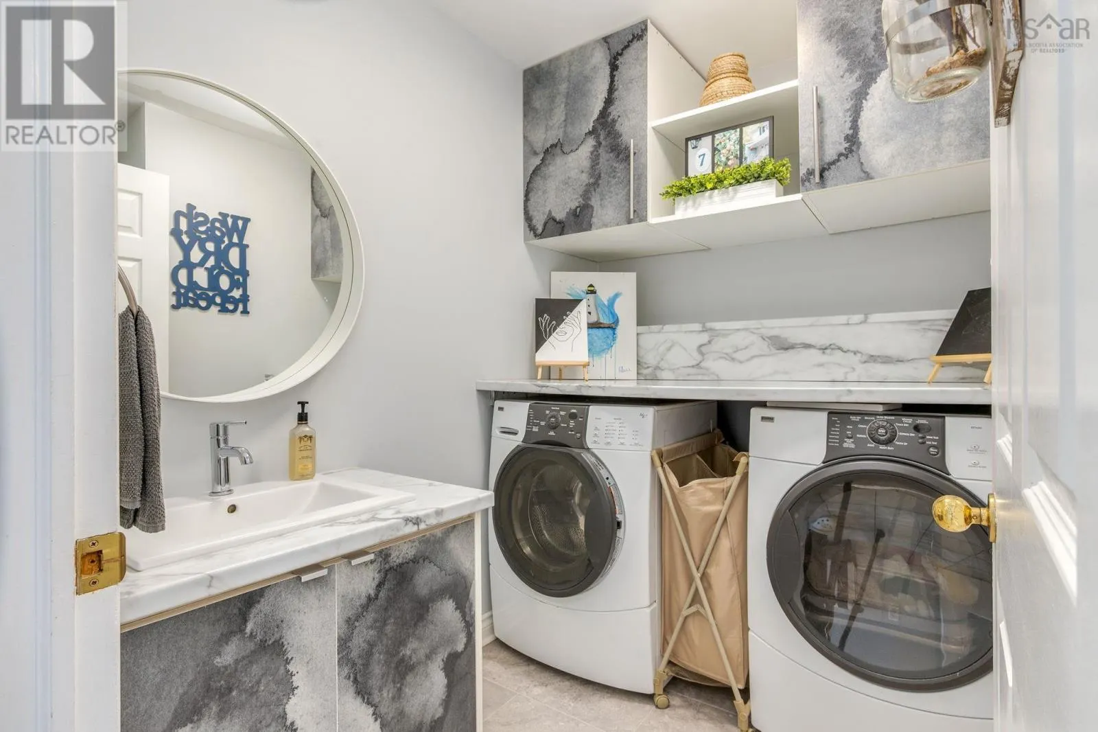 7 Lake Charles Drive