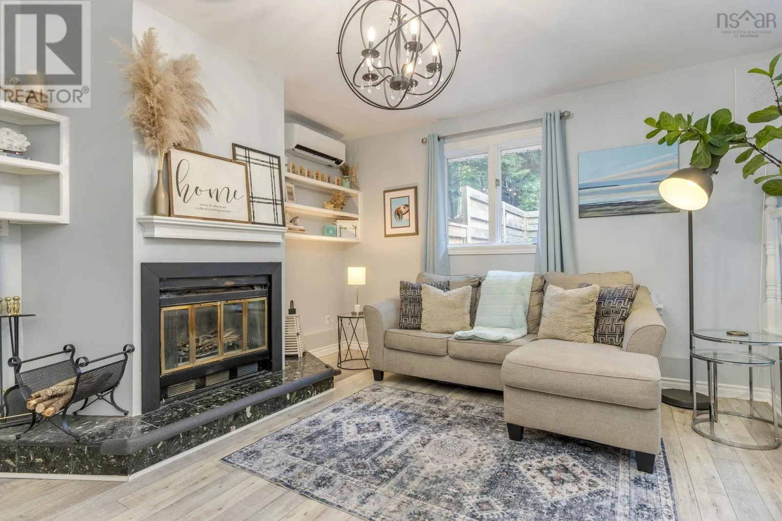 7 Lake Charles Drive