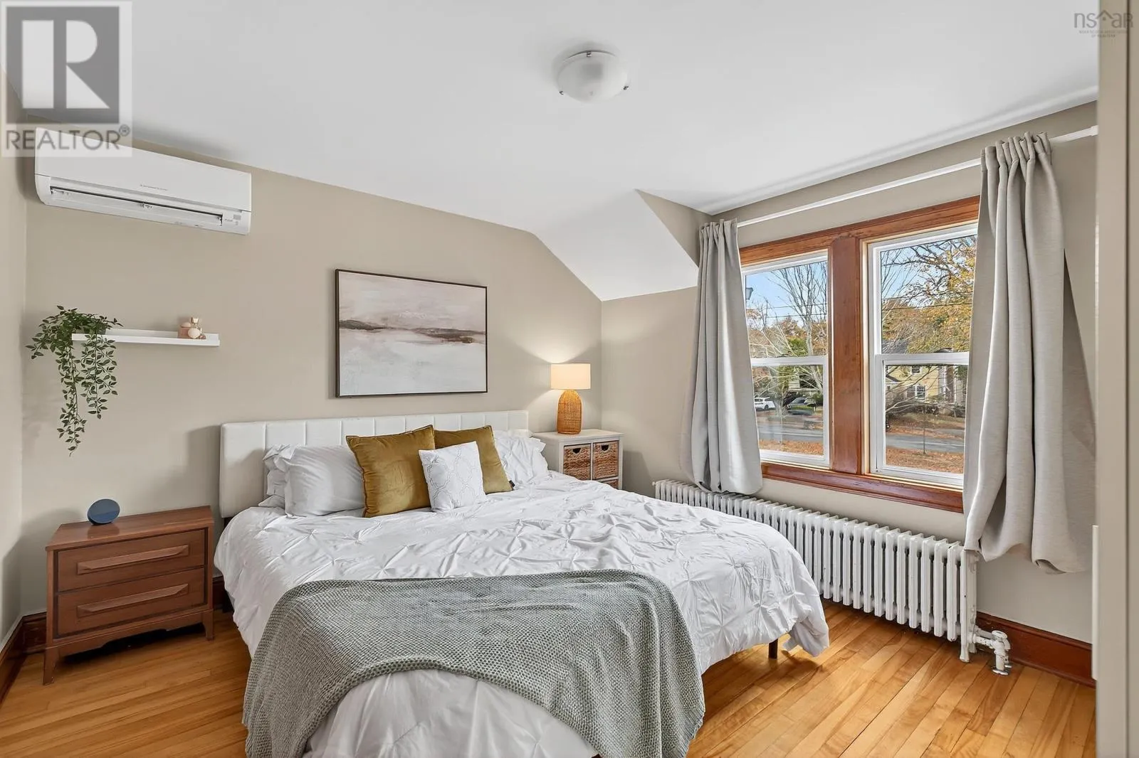 2500 Connaught Avenue