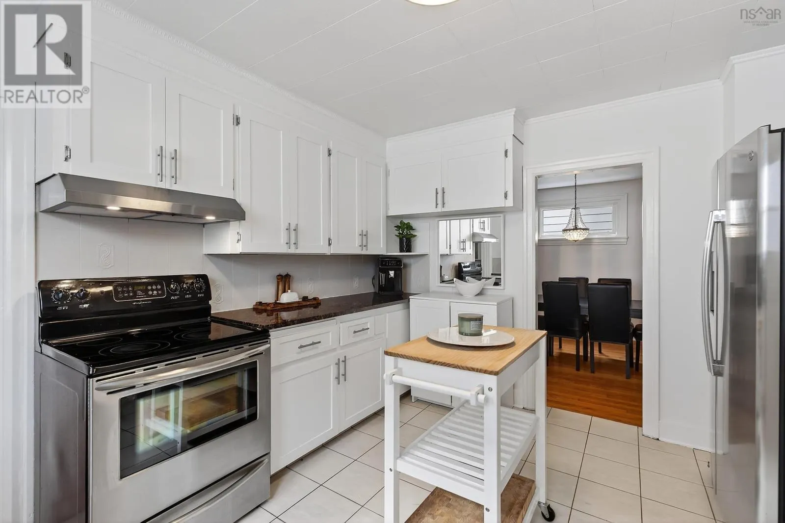 2500 Connaught Avenue