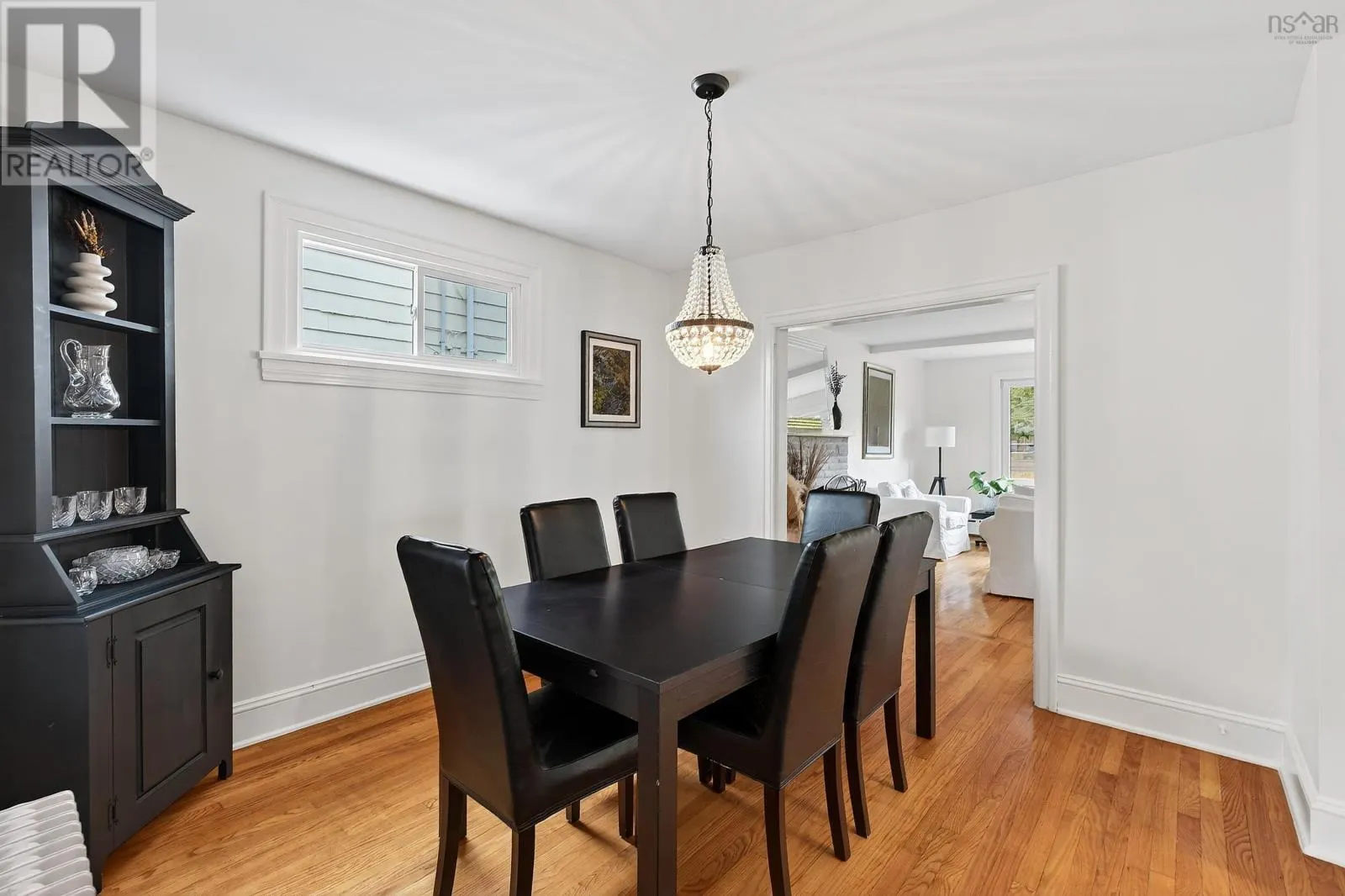 2500 Connaught Avenue