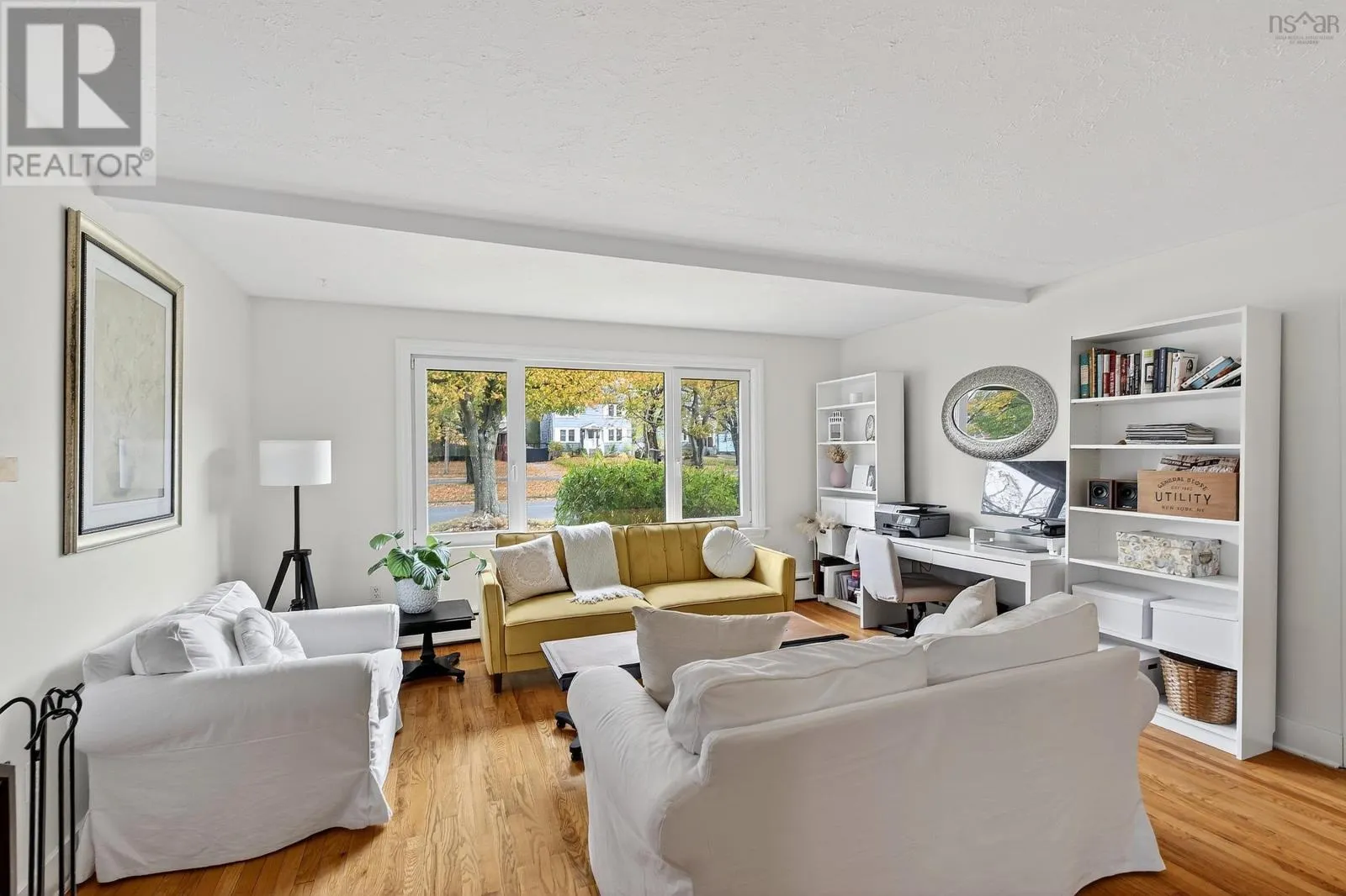 2500 Connaught Avenue