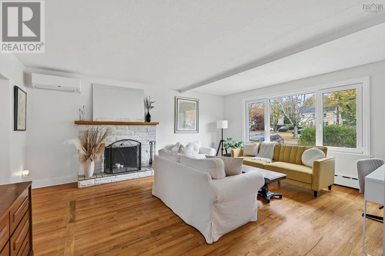 2500 Connaught Avenue