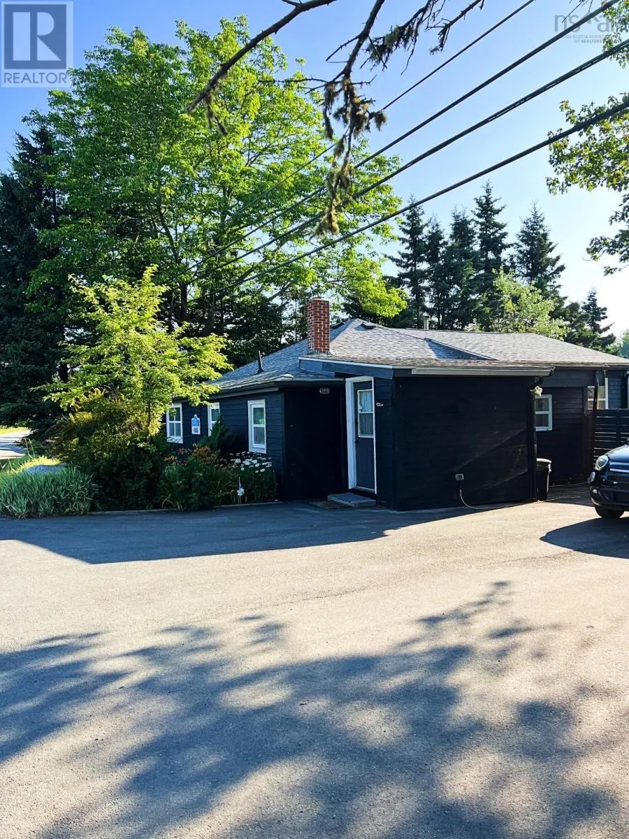 8856 St Margarets Bay Road