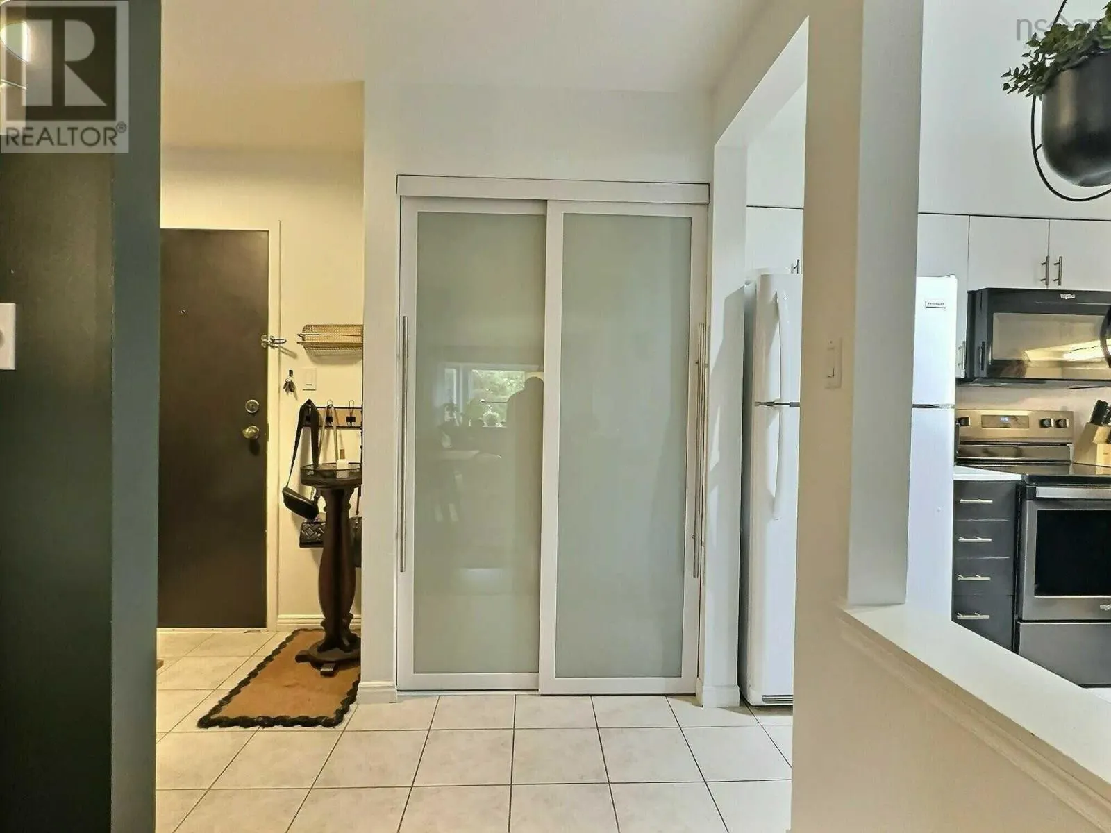 301 83 Kearney Lake Road