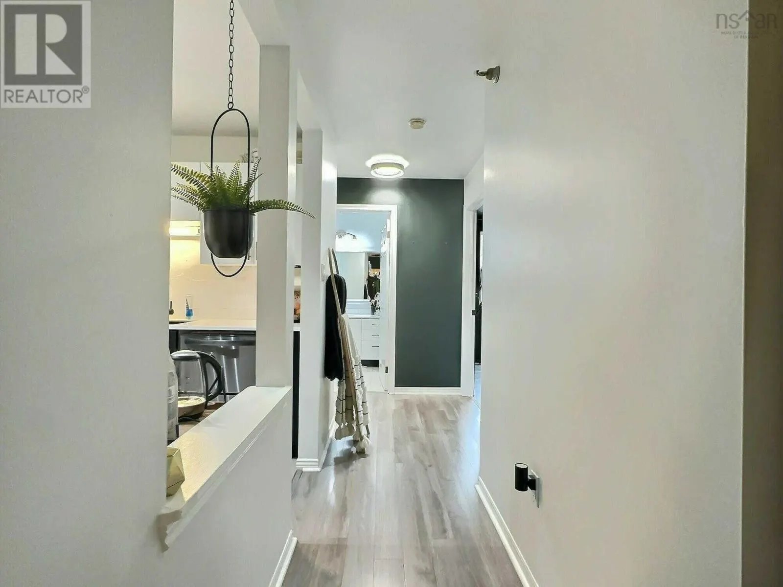 301 83 Kearney Lake Road